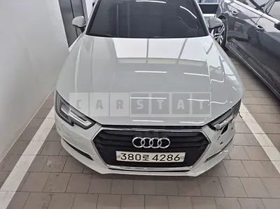 Photo 1 of 32: 2019 Audi A4 40 TFSI — Korean insurance auction