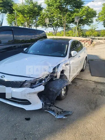 Photo 1 of 13: 2015 Kia K5 2.0(LPI), VIN KNAGU416BGA038787 — Korean insurance auction