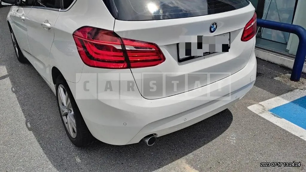 Photo 2 of 31: 2018 BMW Active Tourer, VIN WBA2C1103J7A31899 — Korean insurance auction