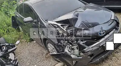 Photo 1 of 19: 2017 Toyota Prius, VIN JTDKBRFUXH3569143 — Korean insurance auction