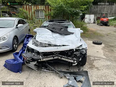 Photo 1 of 13: 2018 Genesis G70, VIN KMTG341ABKU029046 — Korean insurance auction
