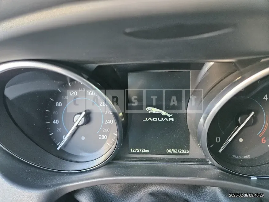 Photo 2 of 24: 2017 Jaguar XE 20d — Korean insurance auction