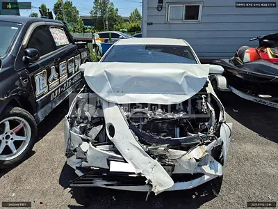 Photo 1 of 17: 2018 Toyota Prius, VIN JTDKBRFU9J3082487 — Korean insurance auction