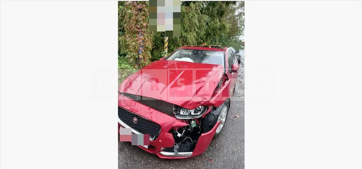 Photo 2 of 6: 2017 Jaguar XF 25T — Korean insurance auction