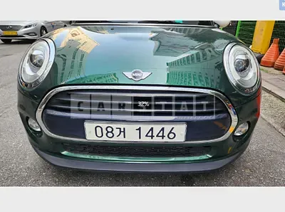 Photo 1 of 30: 2018 MINI Cooper Five-Door, VIN WMWXU1100J2G06265 — Korean insurance auction