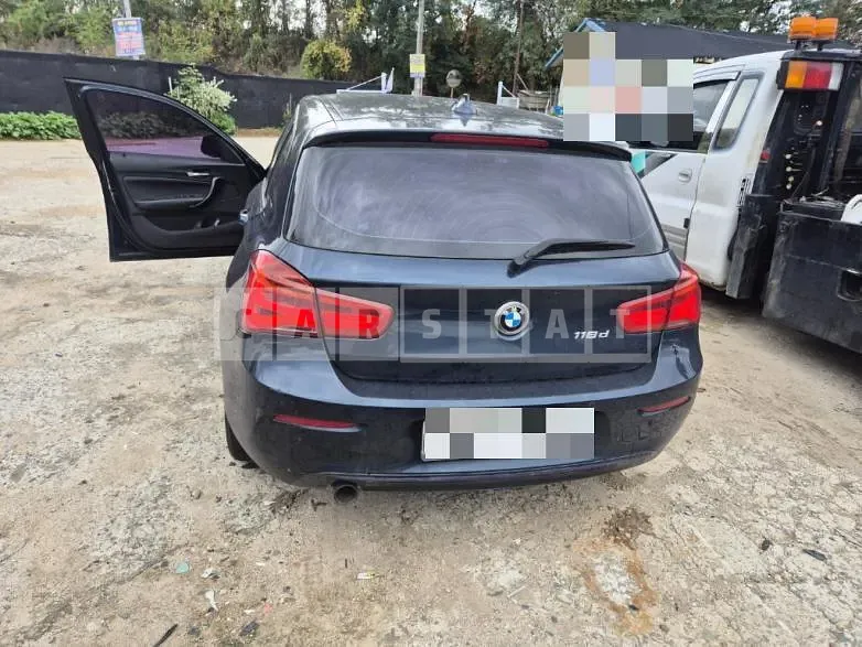 Photo 2 of 20: 2015 BMW 118d — Korean insurance auction