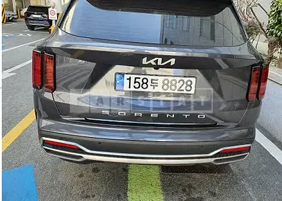 Photo 1 of 12: 2022 Kia Sorento, VIN KNARG81FGNA119758 — Korean insurance auction