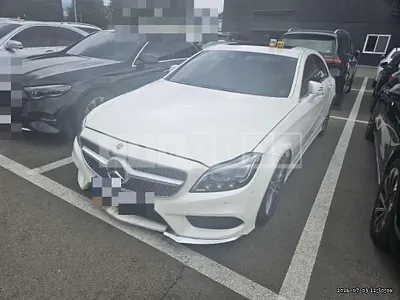 Photo 1 of 17: 2015 Mercedes-Benz CLS400 — Korean insurance auction