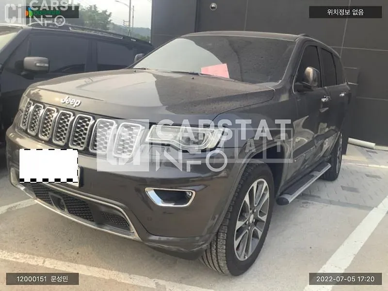 Photo 2 of 13: 2017 Jeep Straw Grand Cherokee, VIN 1C4RJFCM7HC897964 — Korean insurance auction