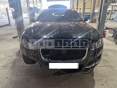 Photo 1 of 10: 2017 Jaguar XF 20d — Korean insurance auction