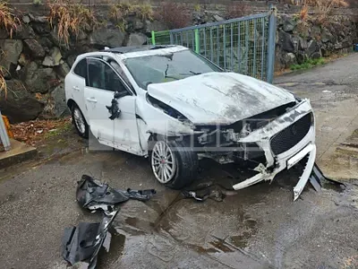 Photo 1 of 29: 2018 Jaguar F-Pace 20d, VIN SADCA2BNXJA285983 — Korean insurance auction
