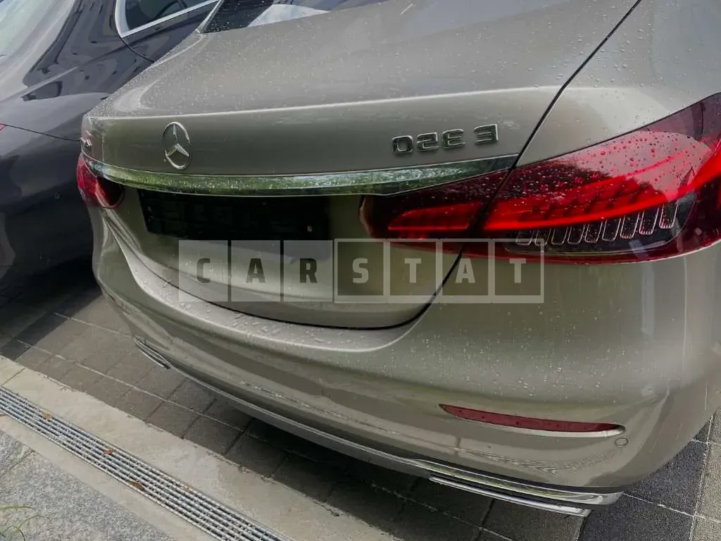 Photo 2 of 9: 2022 Mercedes-Benz E 350 4Matic, VIN W1KZF8GB6NB022551 — Korean insurance auction