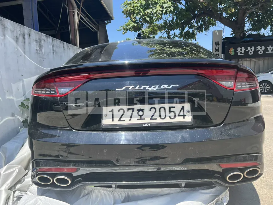 Photo 2 of 10: 2022 Kia Stinger 2.5 — Korean insurance auction