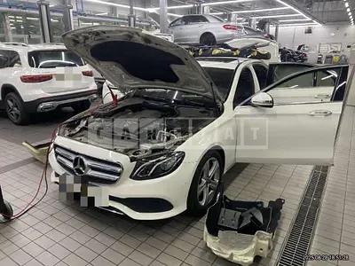 Photo 1 of 30: 2017 Mercedes-Benz E200 — Korean insurance auction
