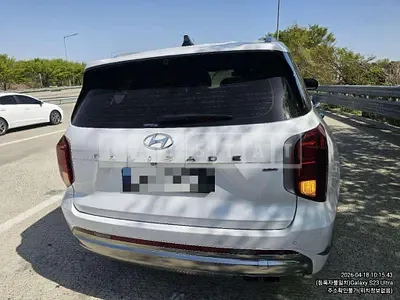 Photo 1 of 6: 2023 Hyundai Palisade 4WD — Korean insurance auction