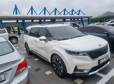 Photo 1 of 13: 2021 Kia Carnival, VIN KNANE81BBMS020663 — Korean insurance auction