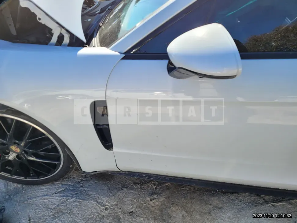 Photo 2 of 25: 2018 Porsche Panamera 4S, VIN WP0AB2979JL136718 — Korean insurance auction