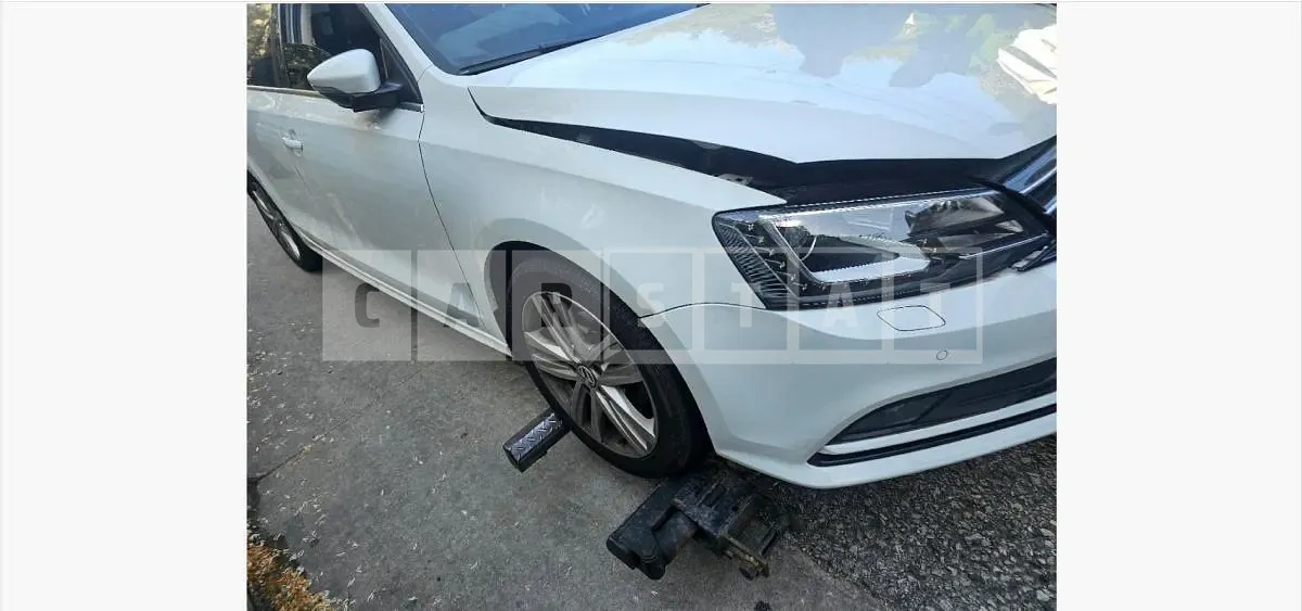 Photo 2 of 7: 2015 Volkswagen Jetta 2.0 TDI BMT Premium — Korean insurance auction