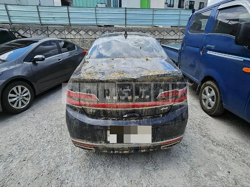 Photo 2 of 15: 2021 Genesis G90 — Korean insurance auction