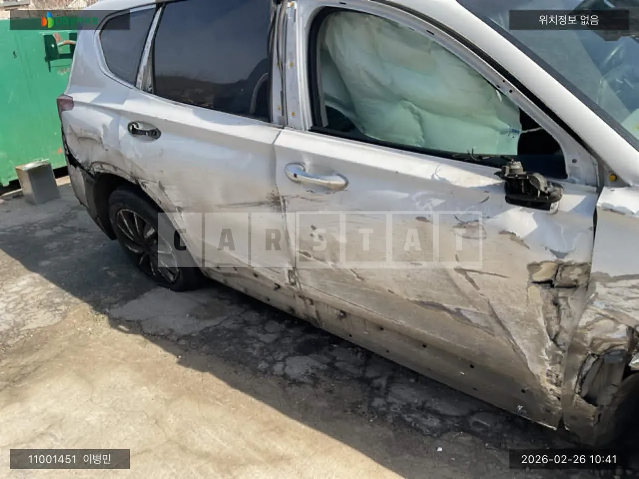Photo 2 of 18: 2018 Hyundai Santa Fe, VIN KMHS281CBKU044876 — Korean insurance auction