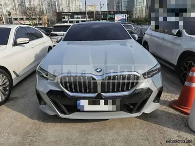 Photo 1 of 7: 2024 BMW 520i — Korean insurance auction