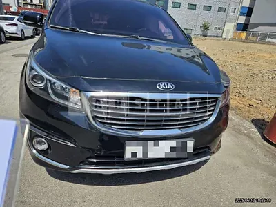 Photo 1 of 19: 2015 Kia Carnivals — Korean insurance auction