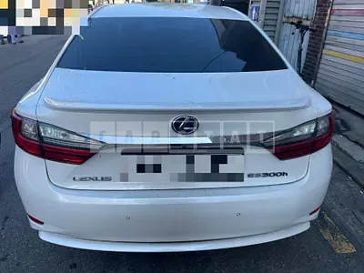 Photo 1 of 18: 2017 Lexus ES300h — Korean insurance auction