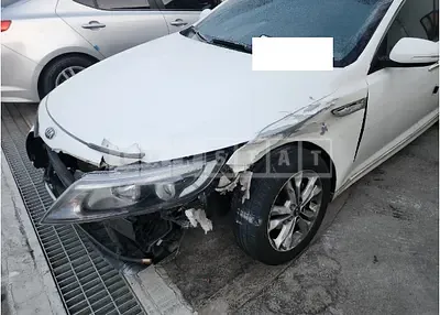 Photo 1 of 18: 2015 Kia K5, VIN KNAGN418BFA591598 — Korean insurance auction