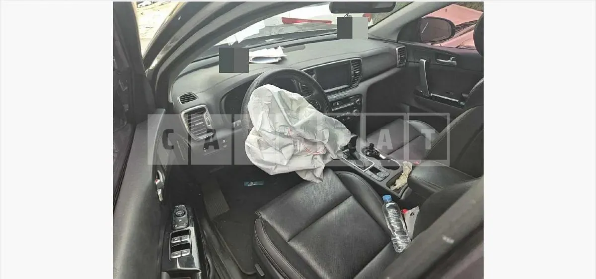 Photo 2 of 15: 2016 Kia Sportage — Korean insurance auction