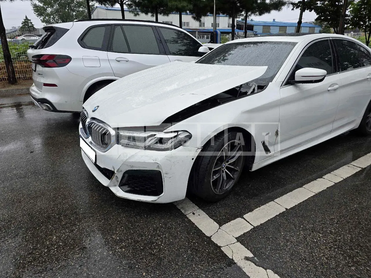 Photo 2 of 13: 2022 BMW 520i, VIN WBA11BH03NCK31186 — Korean insurance auction