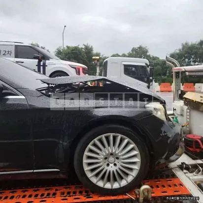 Photo 2 of 21: 2017 Mercedes-Benz S350d 4Matic L, VIN WDDUG3DB2HA312570 — Korean insurance auction