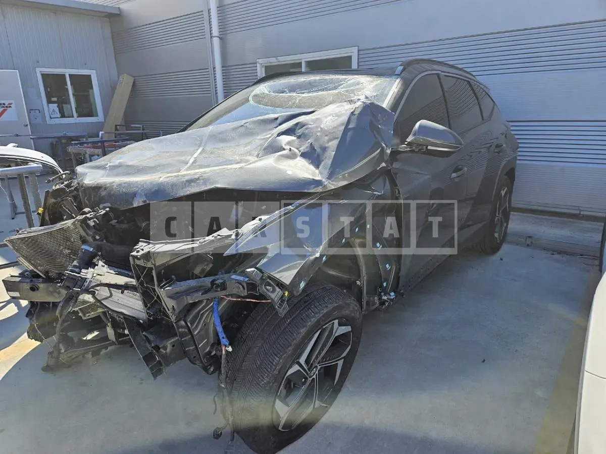 Photo 2 of 6: 2022 Hyundai Tucson NX4 — Korean insurance auction
