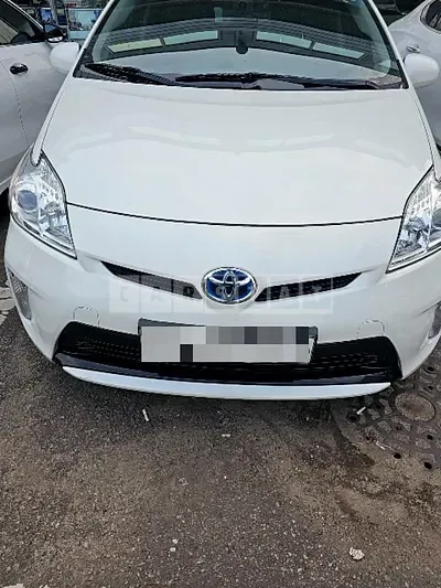Photo 1 of 44: 2014 Toyota Prius — Korean insurance auction