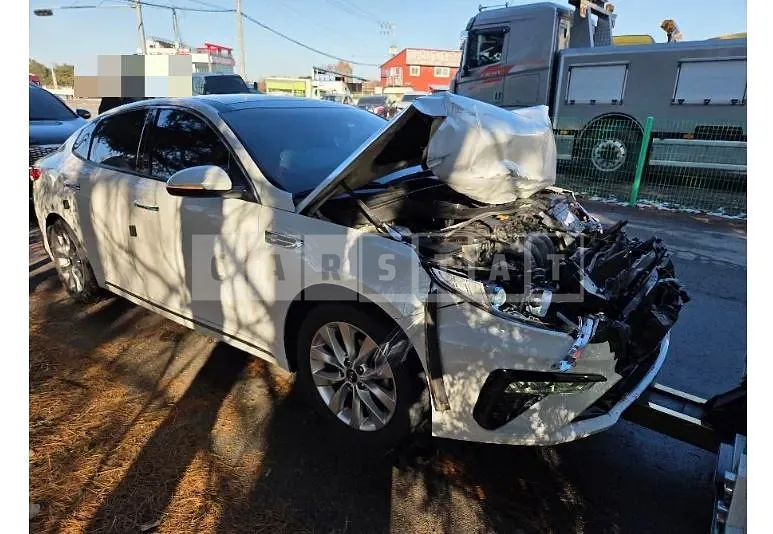 Photo 2 of 6: 2016 Kia K5 LPG — Korean insurance auction