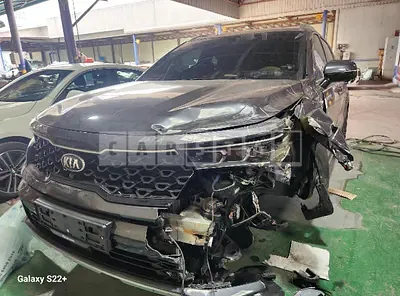 Photo 1 of 24: 2021 Kia Sorento, VIN KNARH81BGMA001632 — Korean insurance auction