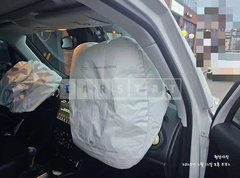Photo 2 of 7: 2021 Jeep Zip Renegade 2.4 FWD — Korean insurance auction