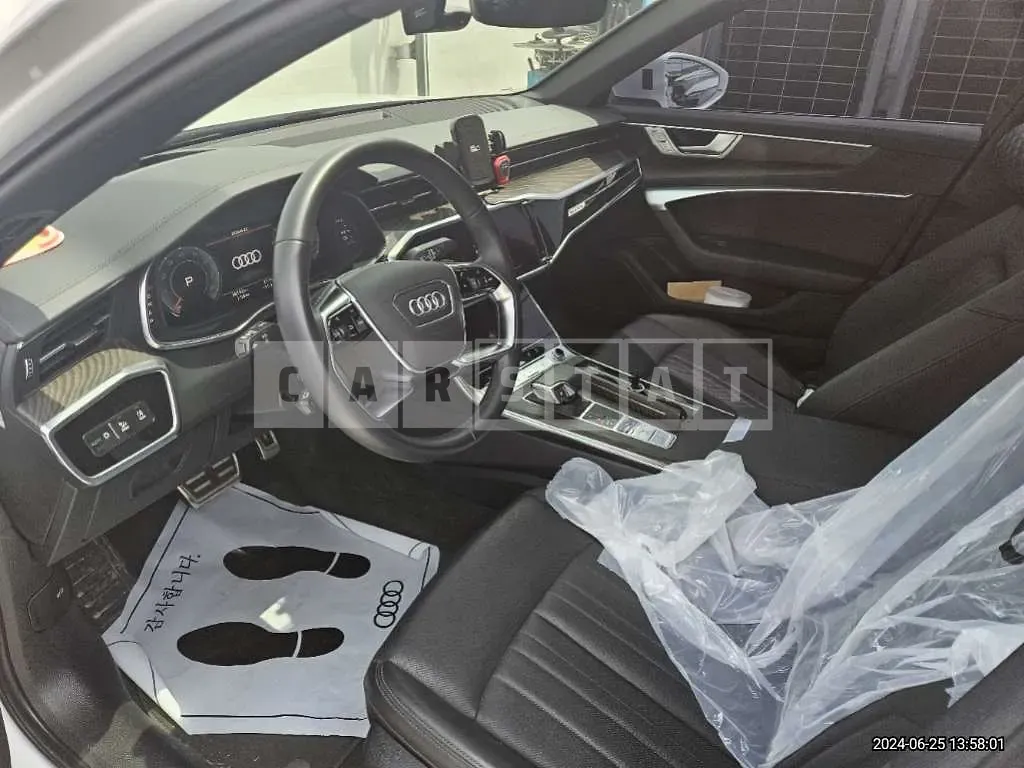 Photo 2 of 15: 2022 Audi A6 45 TFSI quattro — Korean insurance auction