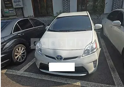 Photo 1 of 18: 2015 Toyota Prius — Korean insurance auction