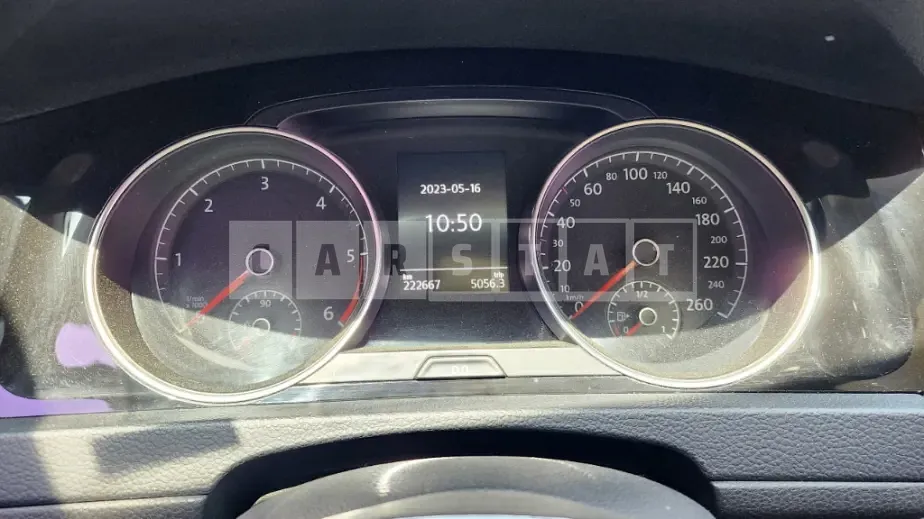 Photo 2 of 4: 2014 Volkswagen Golf 2.0 TDI BMT, VIN WVWZZZAUZFW005663 — Korean insurance auction