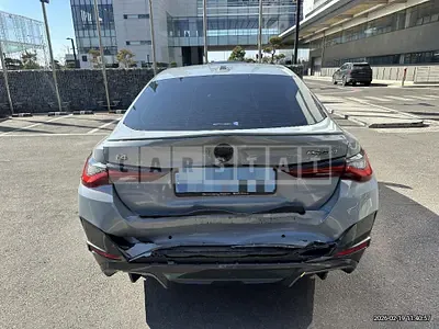 Photo 1 of 19: 2023 BMW i4 eDrive40 — Korean insurance auction