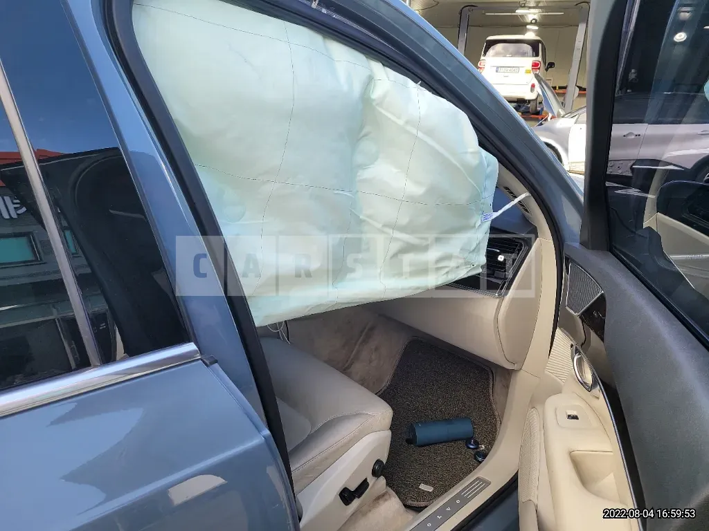 Photo 2 of 29: 2016 Volvo XC90, VIN YV4A22PKXG1017715 — Korean insurance auction