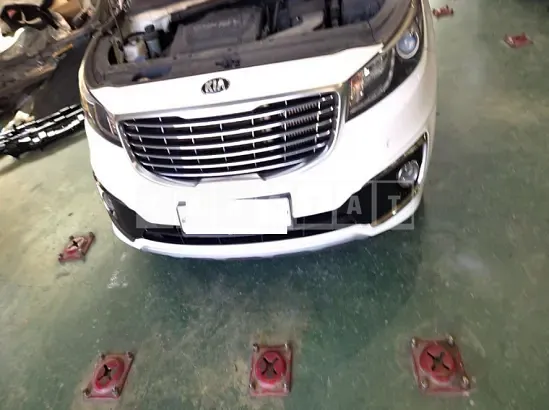 Photo 2 of 13: 2017 Kia Carnival — Korean insurance auction