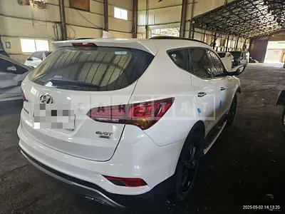 Photo 1 of 10: 2016 Hyundai Santa Fe DM 4WD — Korean insurance auction