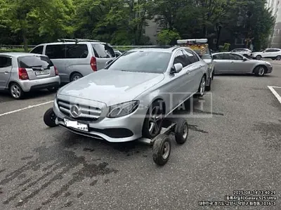 Photo 1 of 9: 2017 Mercedes-Benz E 200 — Korean insurance auction
