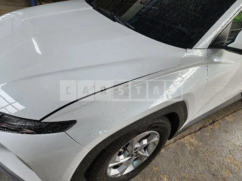 Photo 2 of 15: 2021 Hyundai Tucson, VIN KMHJB81CBMU043058 — Korean insurance auction