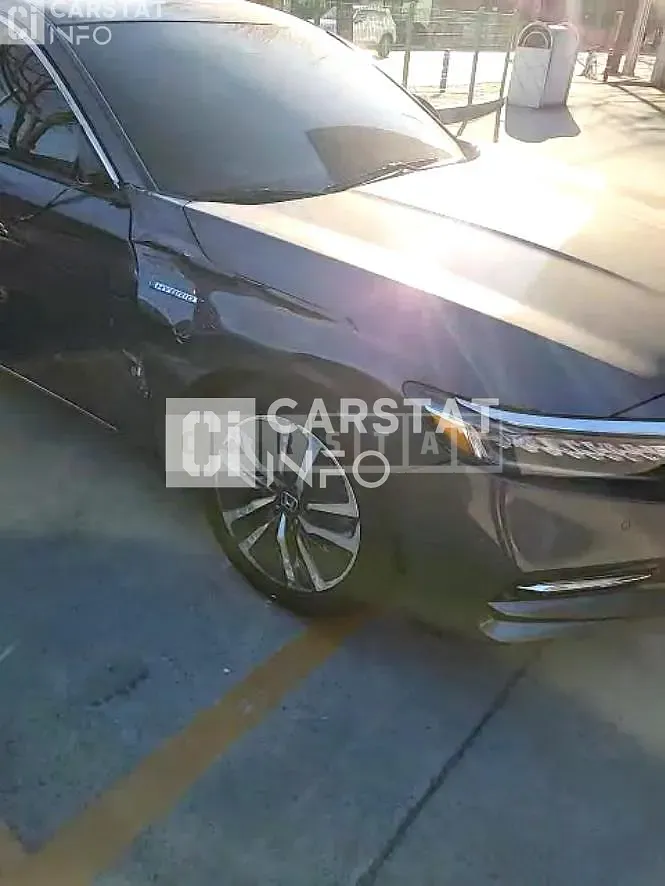 Photo 2 of 42: 2018 Honda Accord Hybrid, VIN 1HGCV3690JA511897 — Korean insurance auction