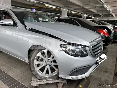 Photo 1 of 22: 2017 Mercedes-Benz E220d, VIN WDDZF0EB0HA041675 — Korean insurance auction