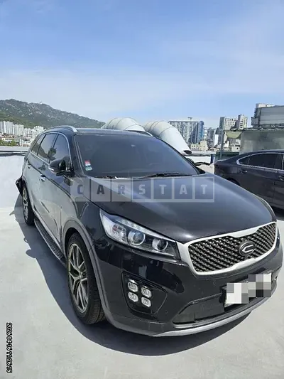 Photo 1 of 10: 2015 Kia Sorento 4WD — Korean insurance auction