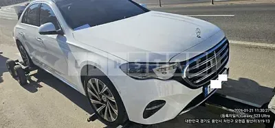 2025 Mercedes-Benz E 300 4Matic