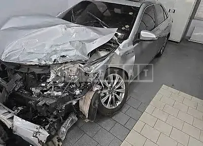 Photo 1 of 9: 2016 Toyota Camry Hybrid — Korean insurance auction